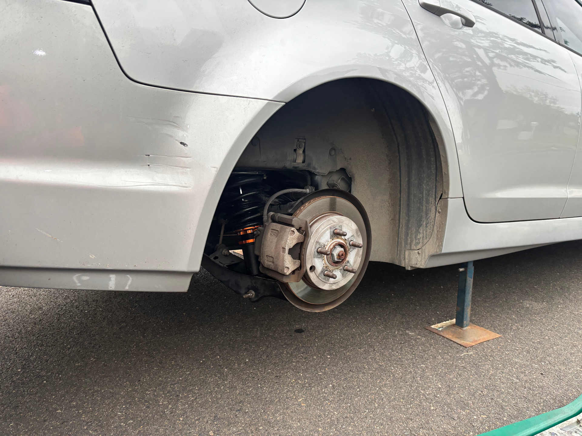 Brake, suspension & wheel-off repair